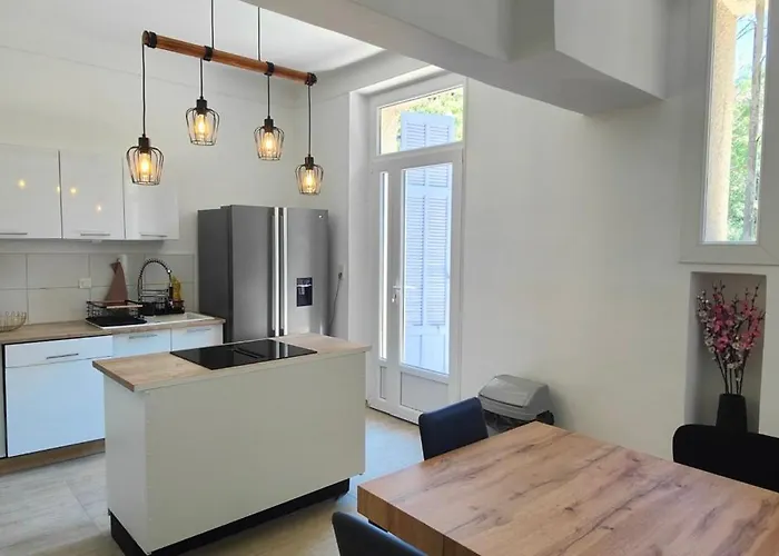 Superb House With Pool In Saint-raphael Saint-Raphaël